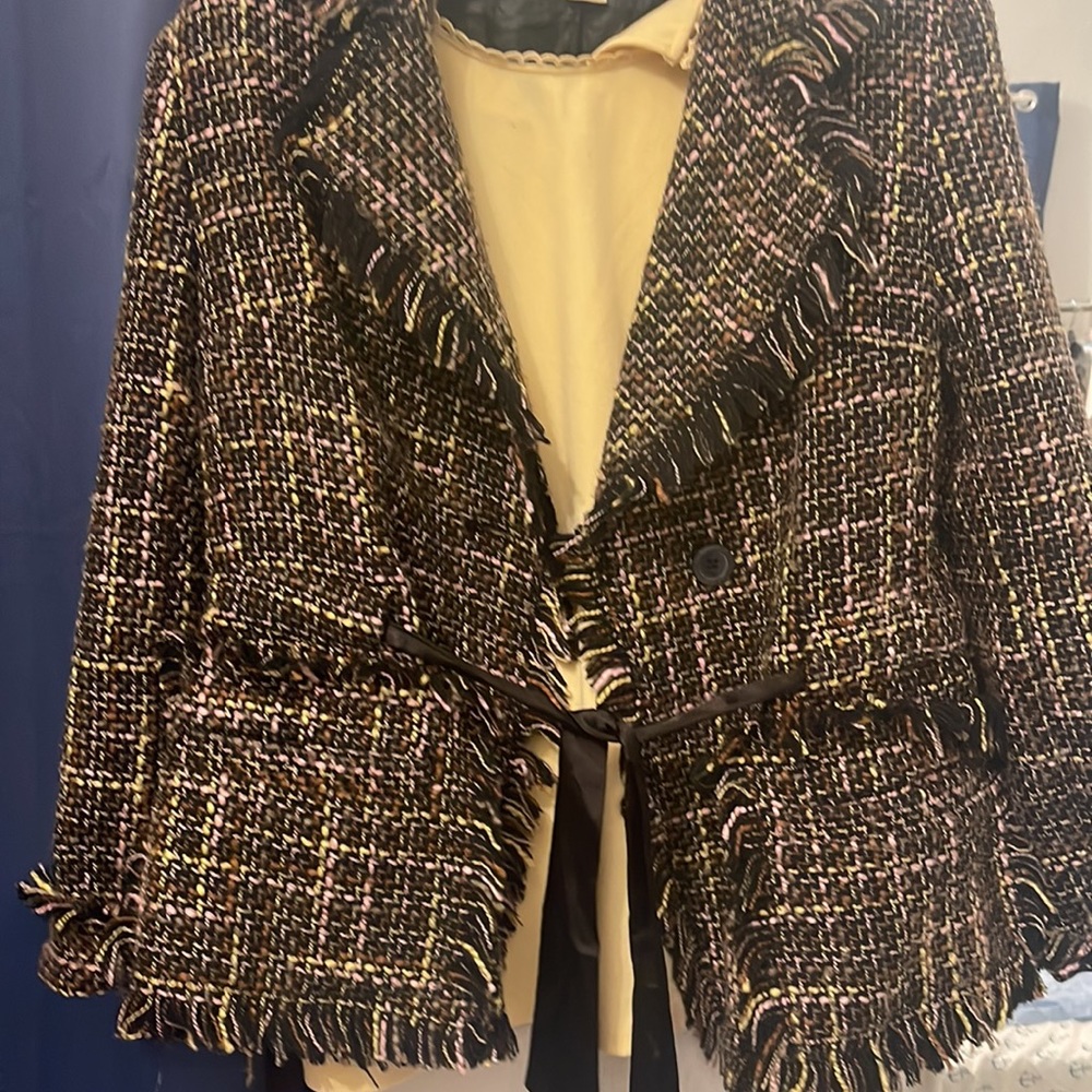 Large Fall Jacket - image 2